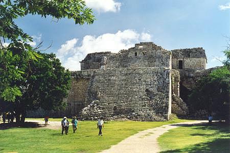 Chitzen Itza 36.jpg