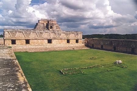 Uxmal19.jpg