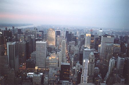 Empire State Building Nacht 01.jpg