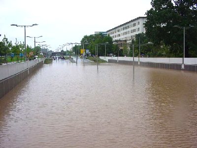 bahnhof0011.jpg